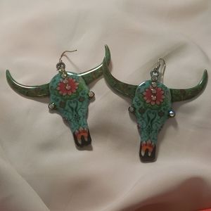 Cattle earrings NWOT